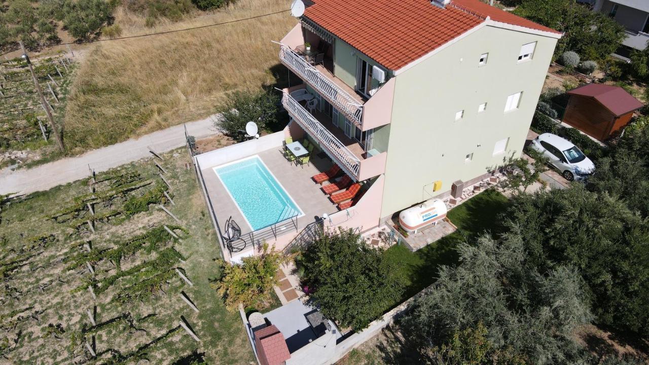 Apartment M&M With Private Pool Kučine Exterior foto