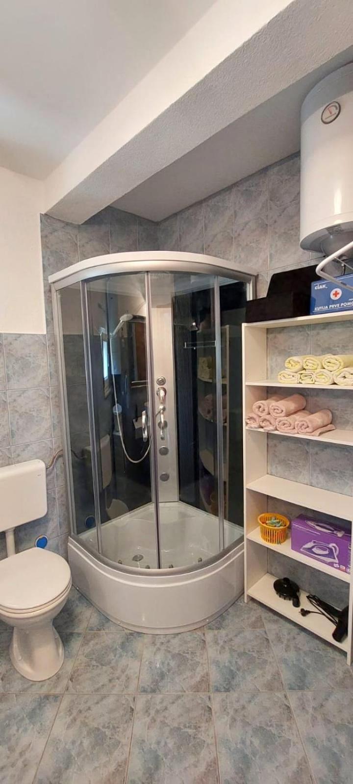 Apartment M&M With Private Pool Kučine Exterior foto